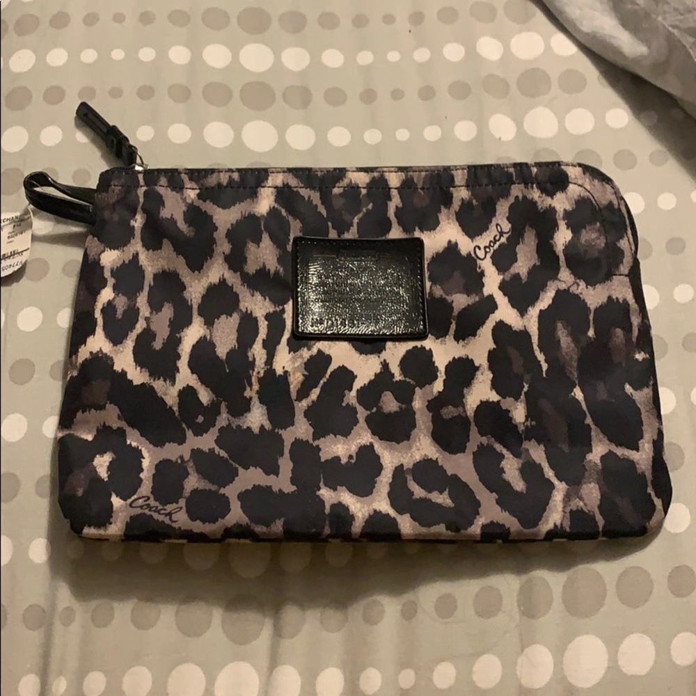 Coach Leopard pouch